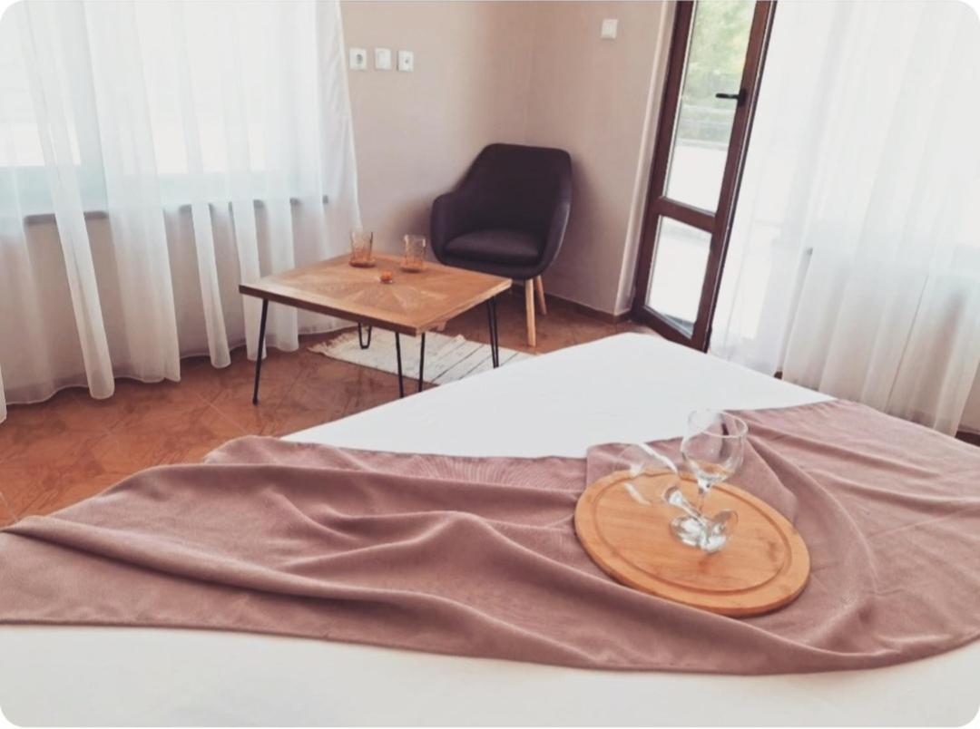 Bo'S Place Святые Константин и Елена Экстерьер фото