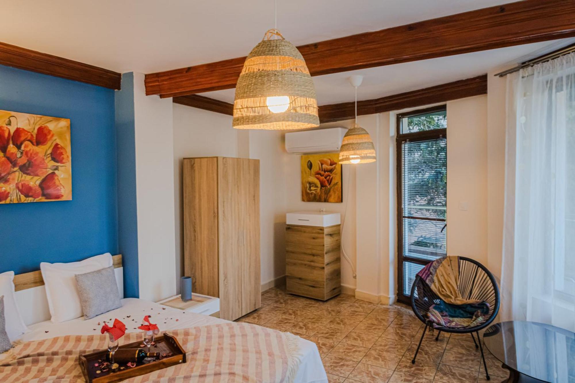 Bo'S Place Святые Константин и Елена Экстерьер фото